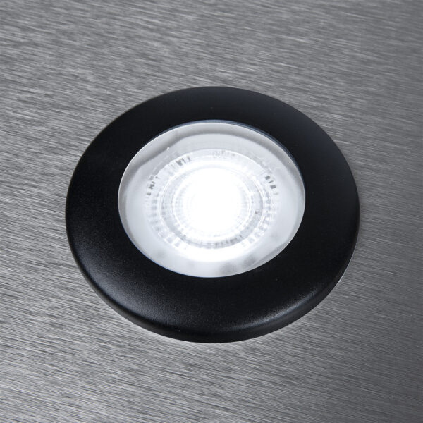 LED-Einbauspot-F-190_kaltweiß-schwarz