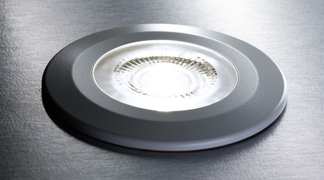 LED compact light, design| spots: precise Frensch